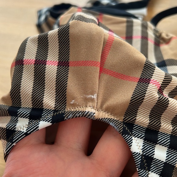 Burberry toddler swimsuit 2Y - Picture 7 of 8